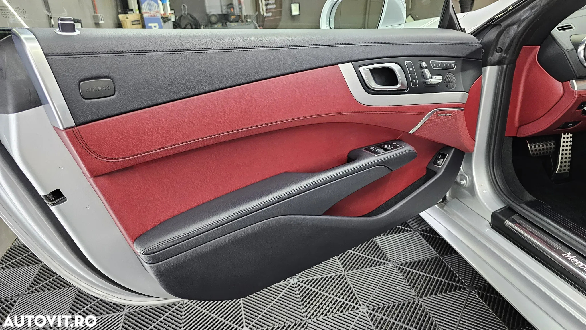 Mercedes-Benz SL 400 9G-TRONIC - 8