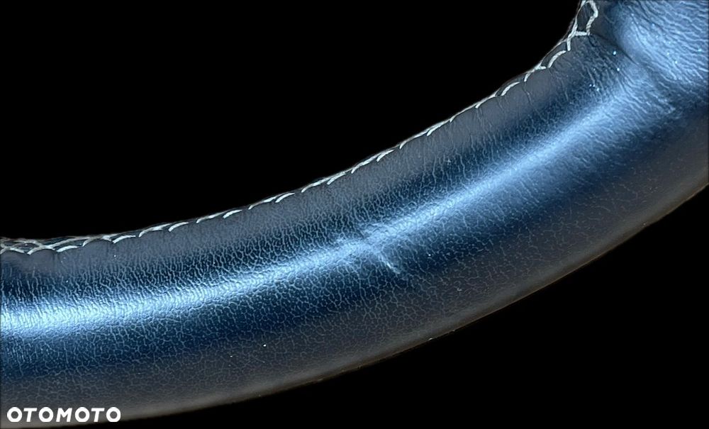 P8 GMC YUKON XL DENALI IV 2015 - KIEROWNICA MULTIFUNKCJA 84483789 - 9