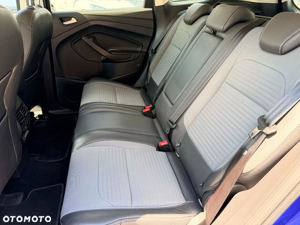 Ford Kuga - 29