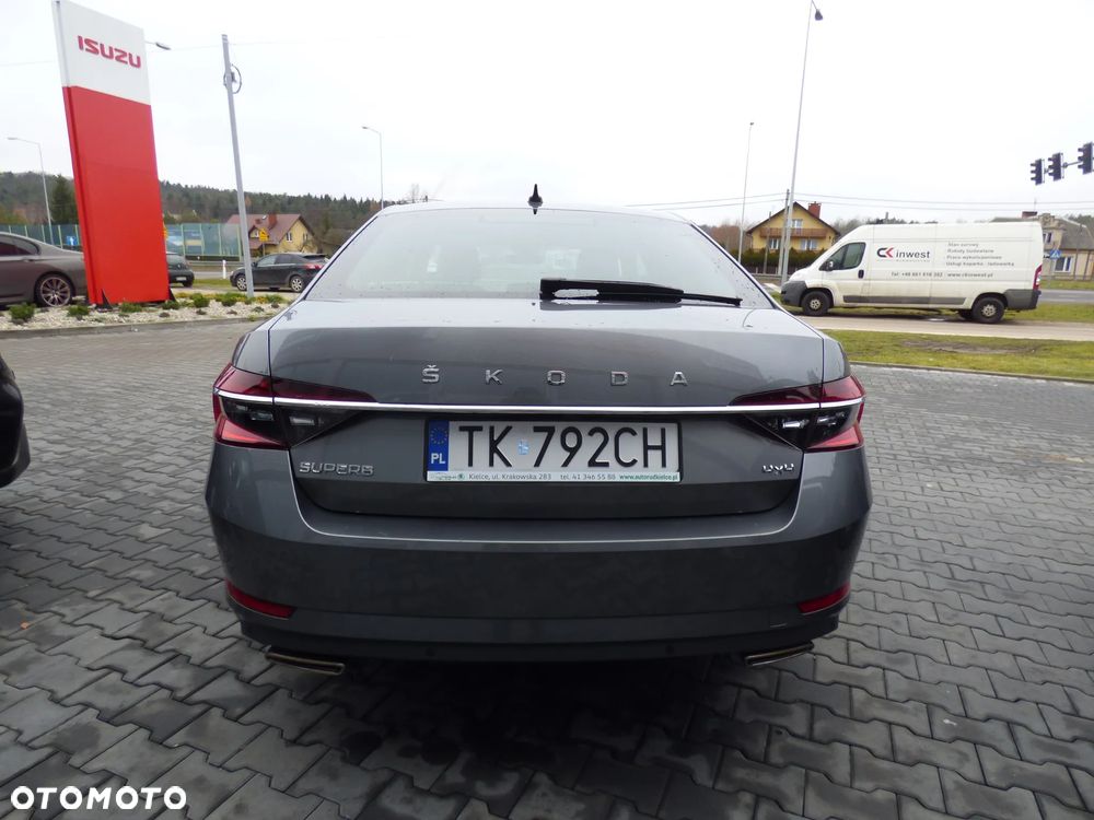 Skoda Superb 2.0 TSI 4x4 L&K DSG - 6