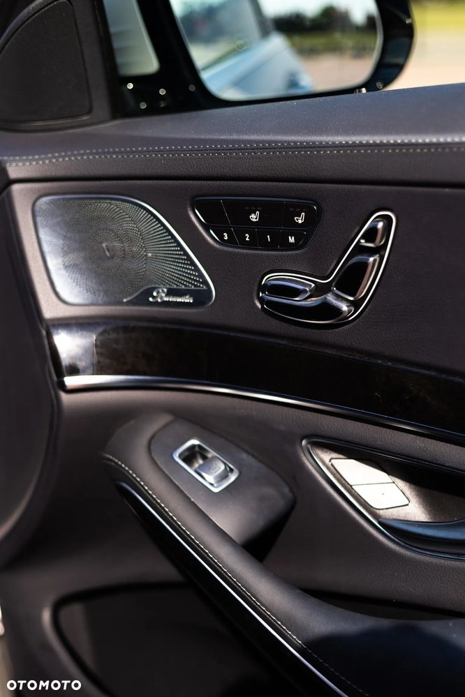 Mercedes-Benz Klasa S 560 L 4Matic 9G-TRONIC - 33