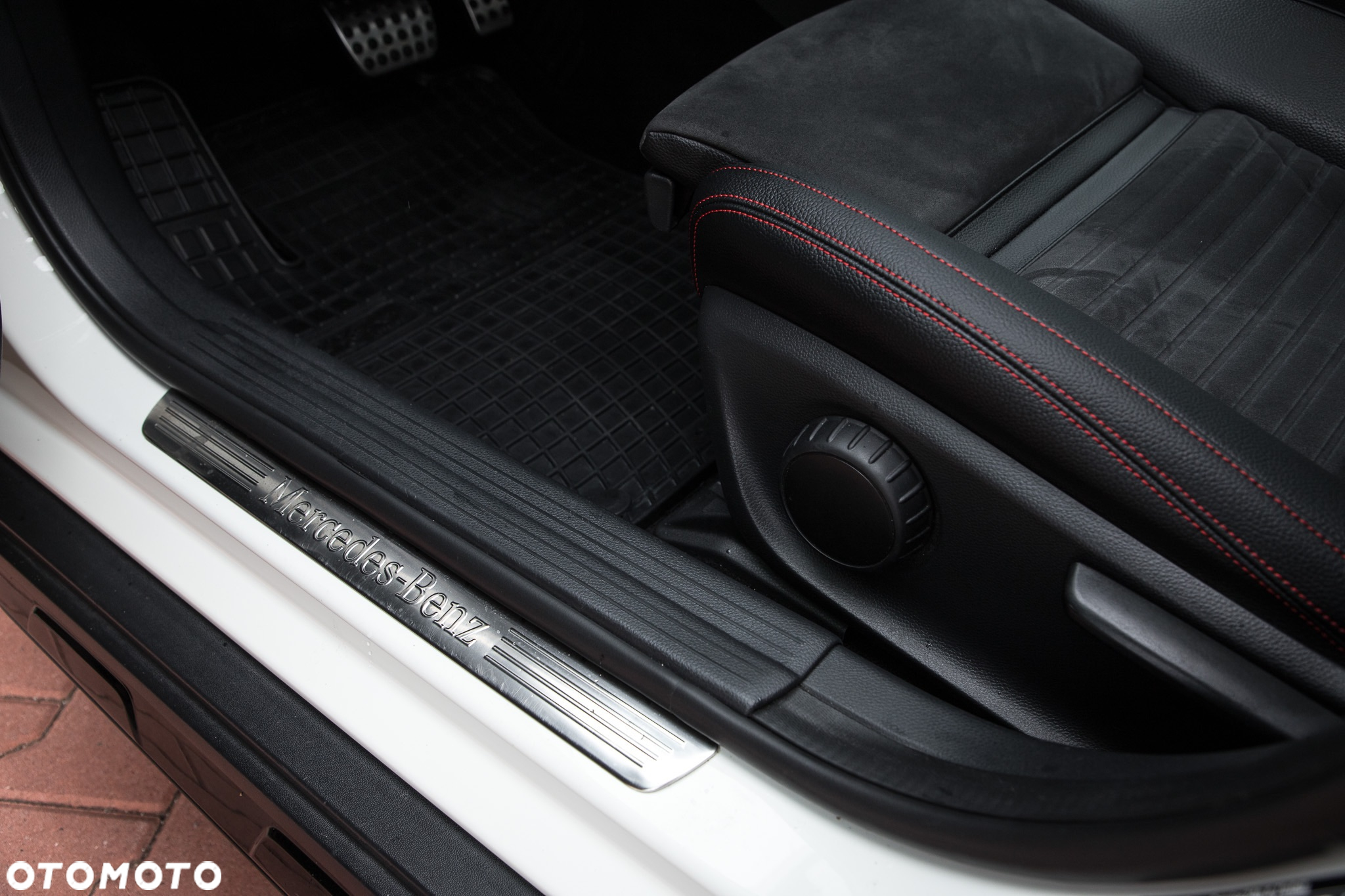 Mercedes-Benz GLA 200 7G-DCT AMG Line - 16