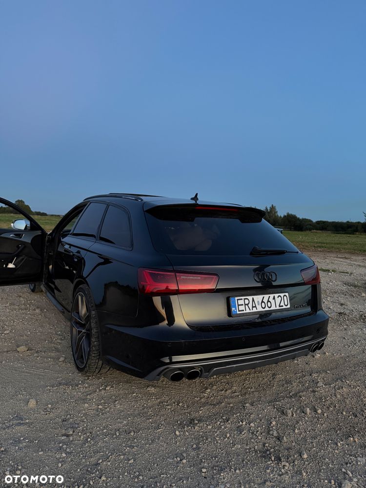 Audi A6 Avant 2012 photo 2