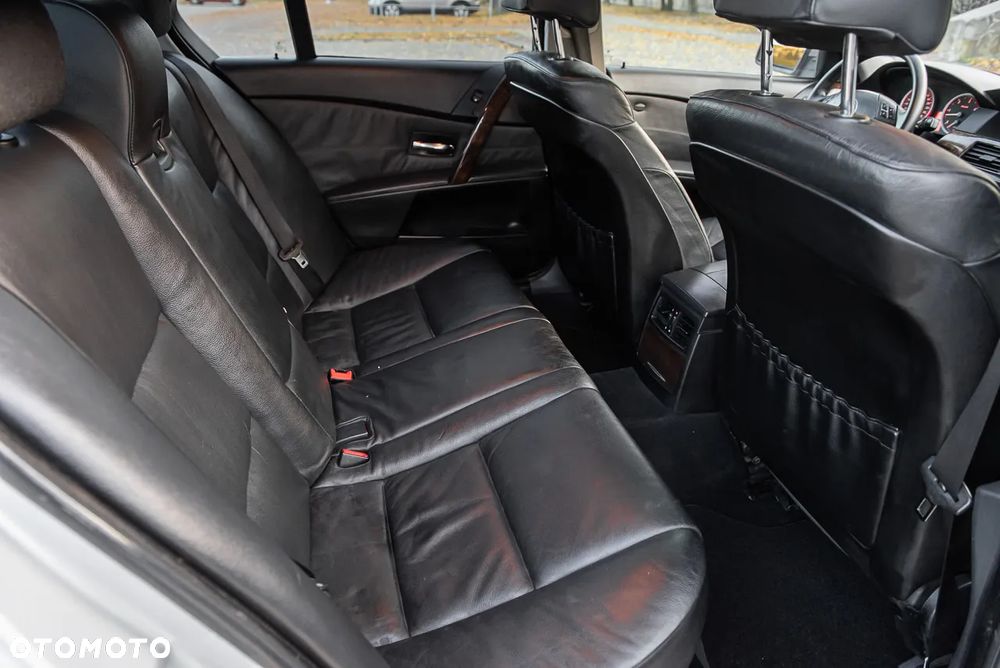 BMW Seria 5 - 26