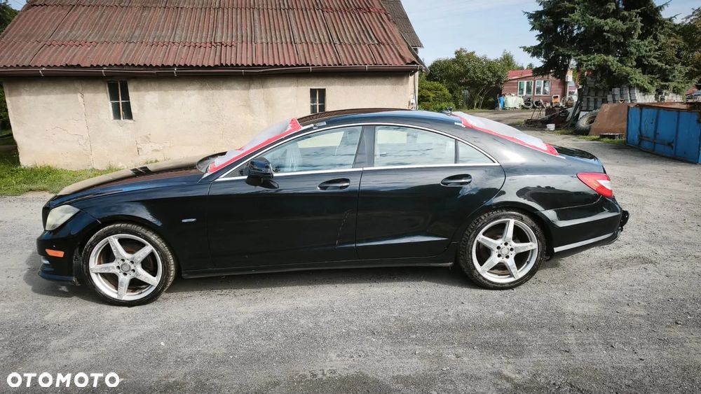 Mercedes-Benz CLS - 6