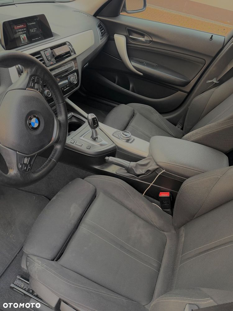 BMW Seria 1 120i - 9