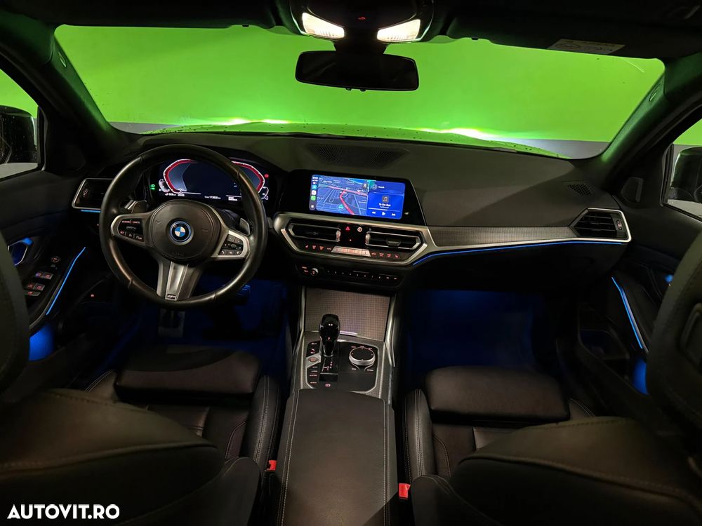 BMW Seria 3 320e Aut. M Sport - 8