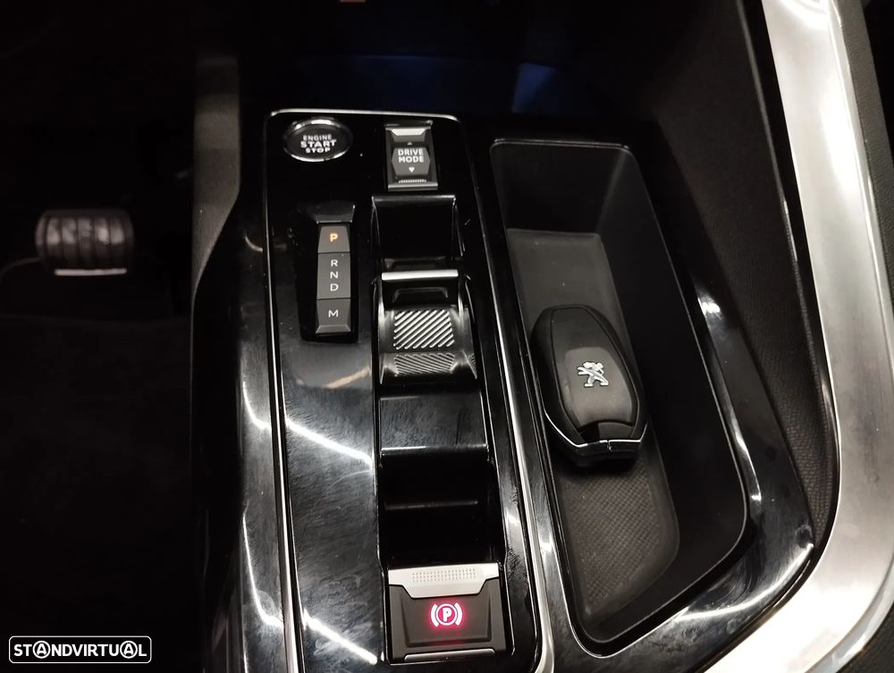 Peugeot 3008 1.5 BlueHDi Active Pack EAT8 - 34