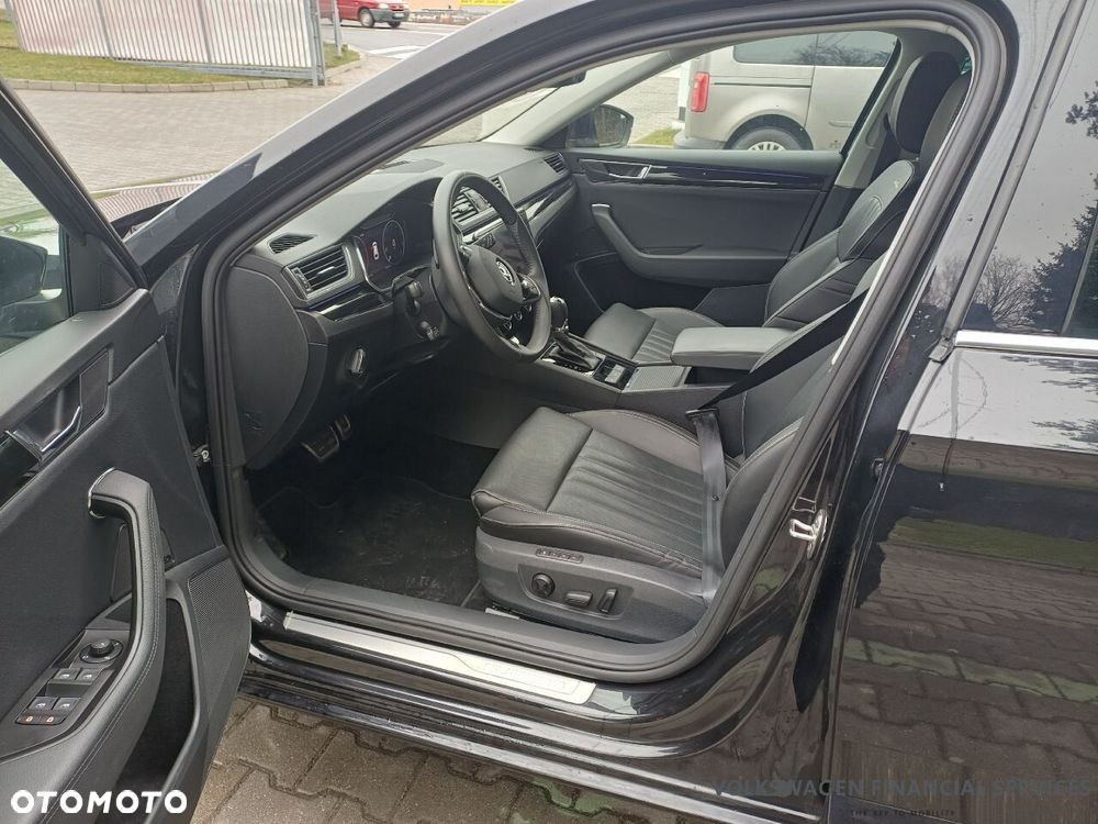 Skoda Superb 2.0 TDI SCR L&K DSG - 4