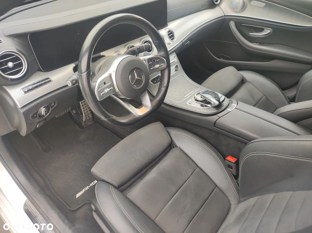 Mercedes-Benz Klasa E 300 de 9G-TRONIC Night Edition - 28