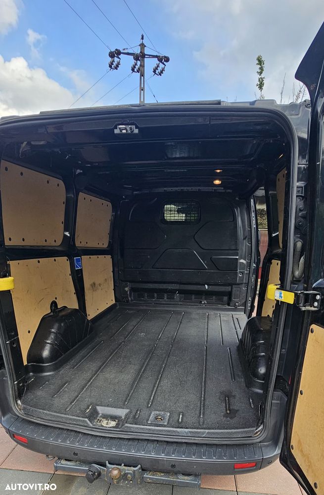 Ford Transit Custom - 11