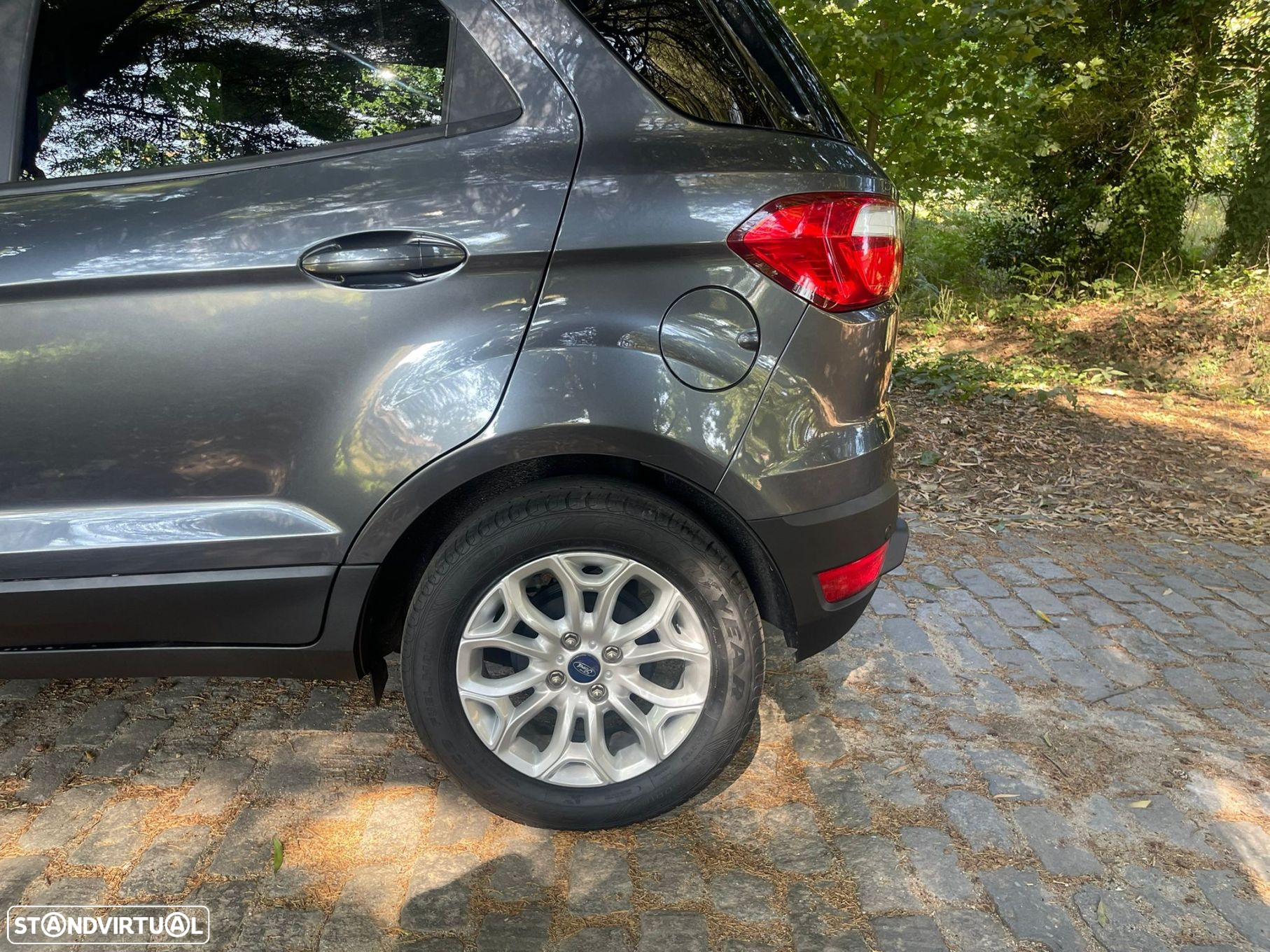 Ford EcoSport 1.0 EcoBoost Titanium - 11