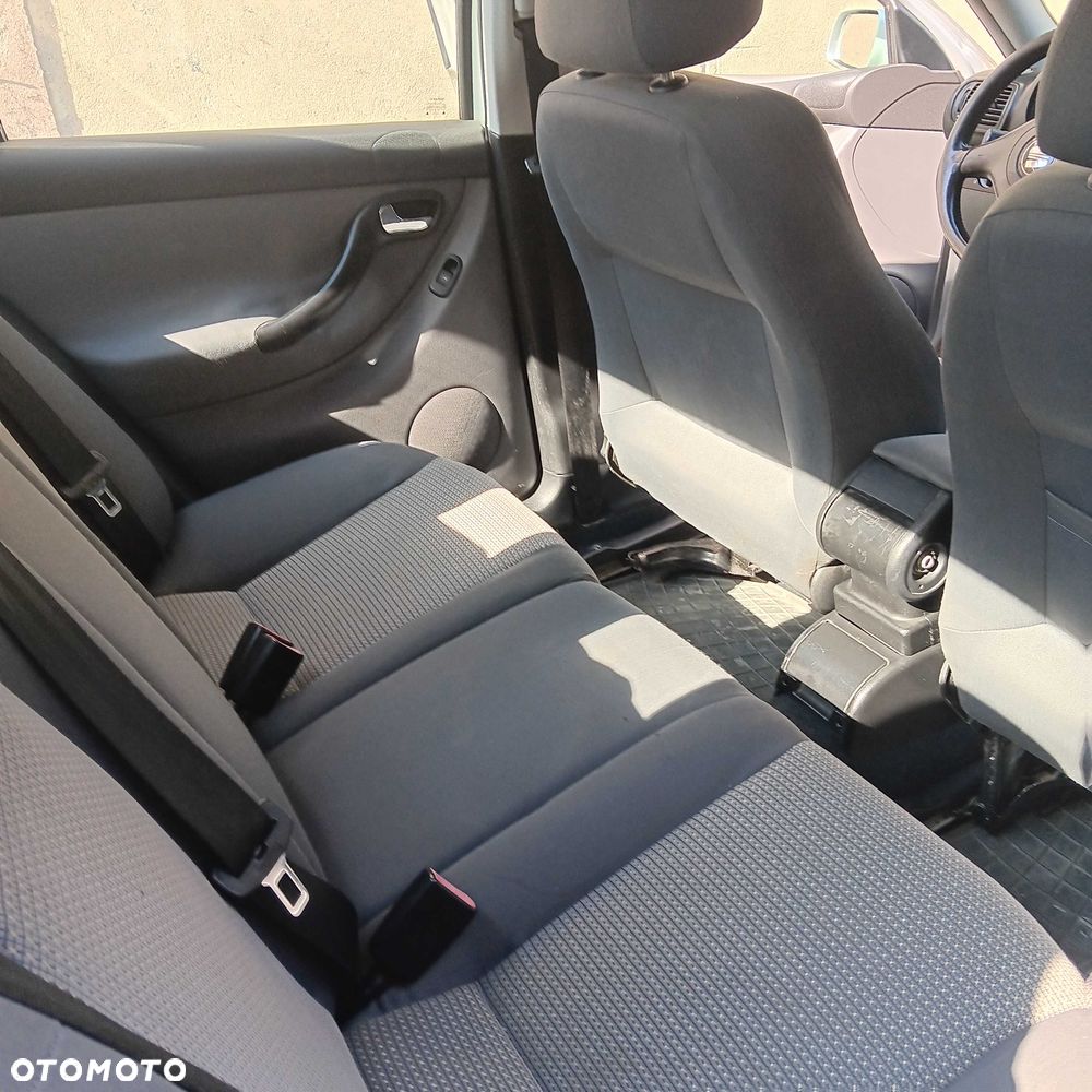 Seat Inny - 5