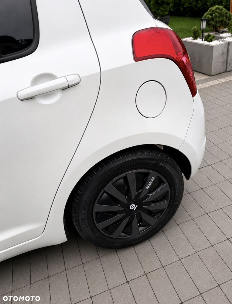 Suzuki Swift 1.3 Limited 25 - 4