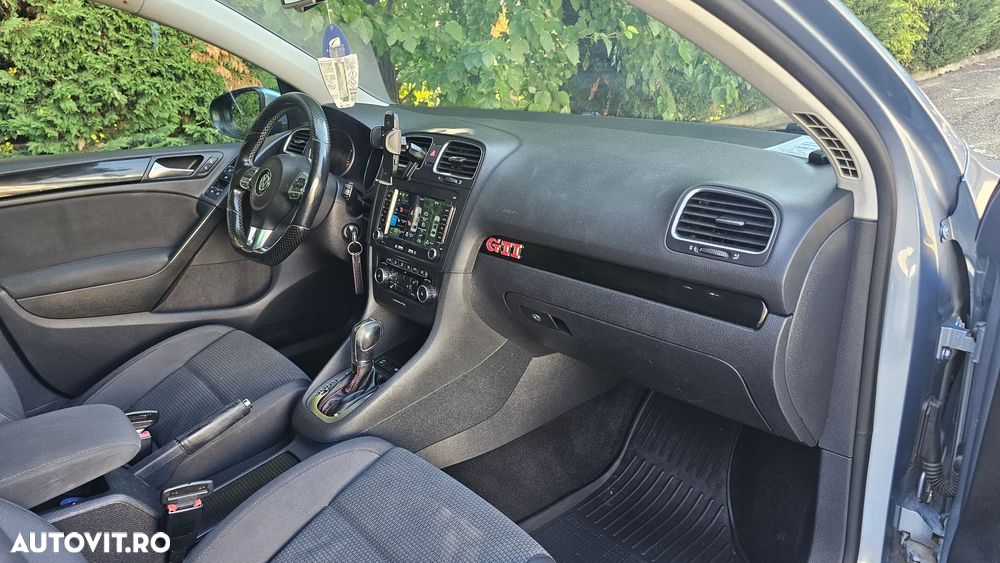 Volkswagen Golf - 14