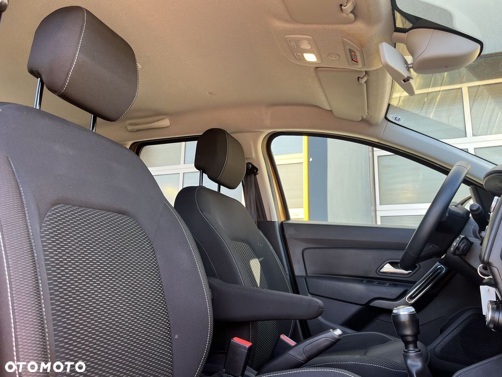 Dacia Duster 1.6 SCe Essential - 20