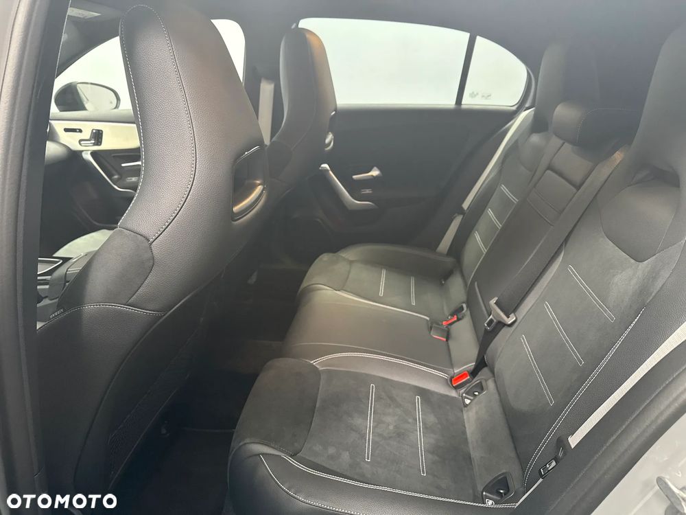 Mercedes-Benz Klasa A 200 AMG Line 7G-DCT - 23