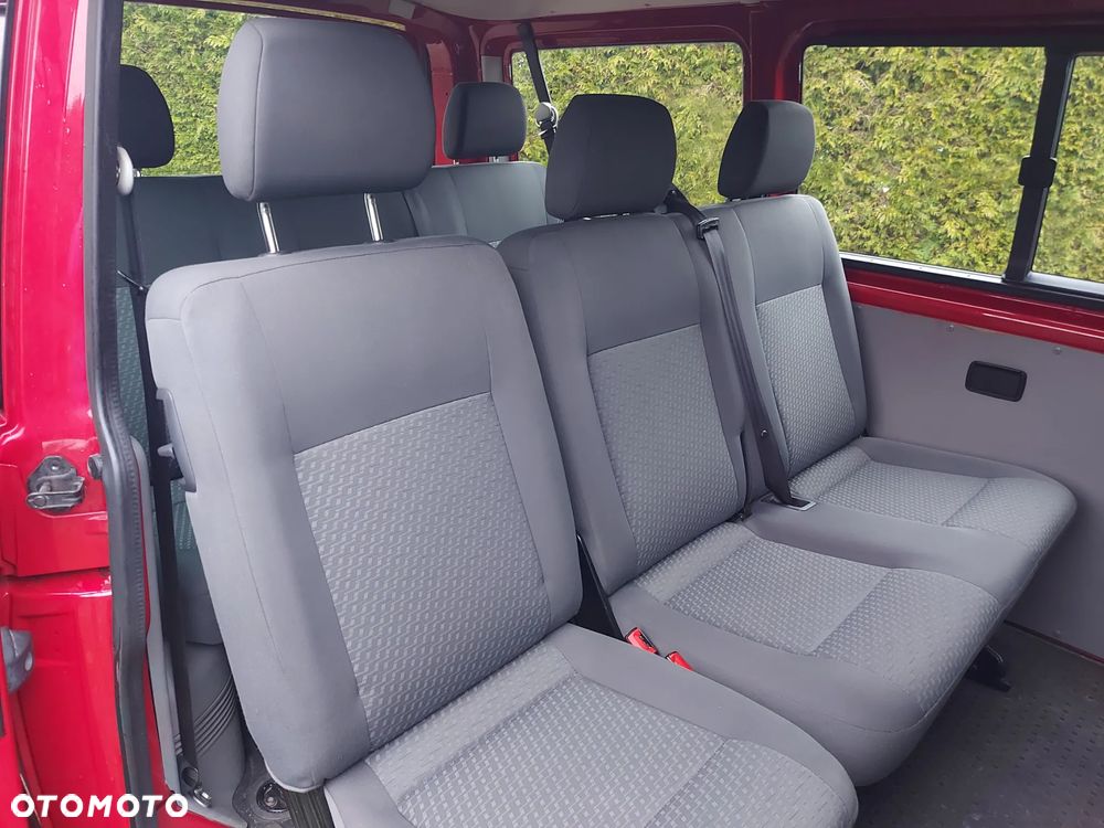 Volkswagen Transporter L2H1 - 12