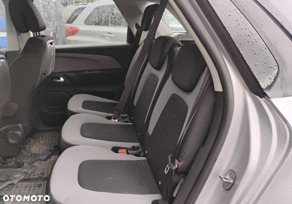 Citroën C4 Picasso - 10