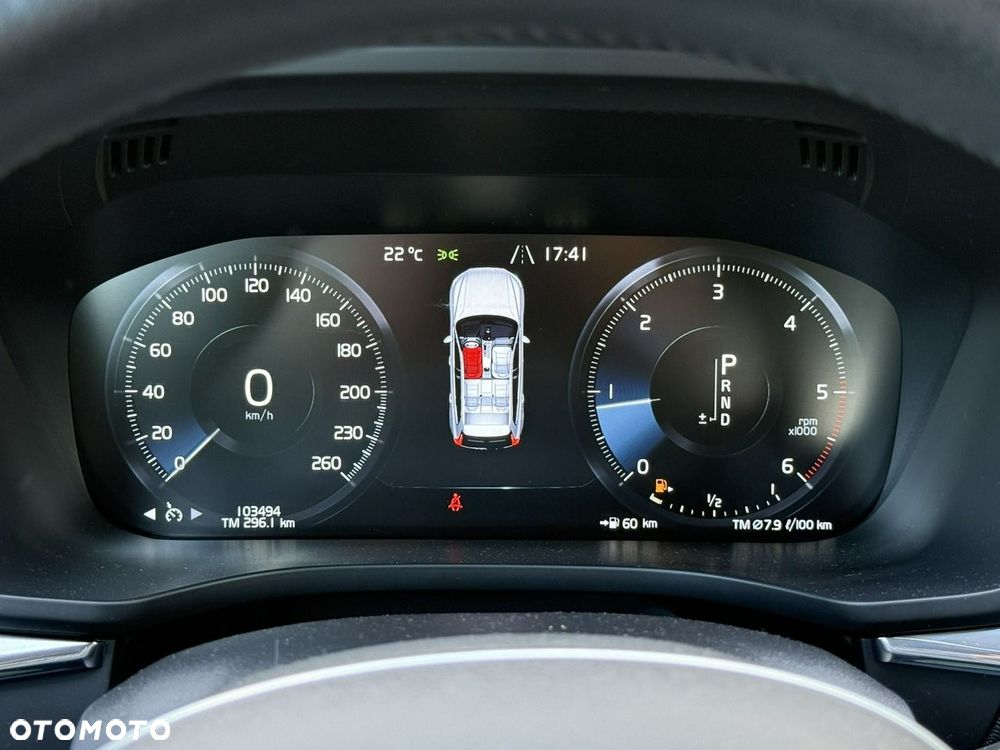 Volvo XC 60 D4 Momentum Pro - 23