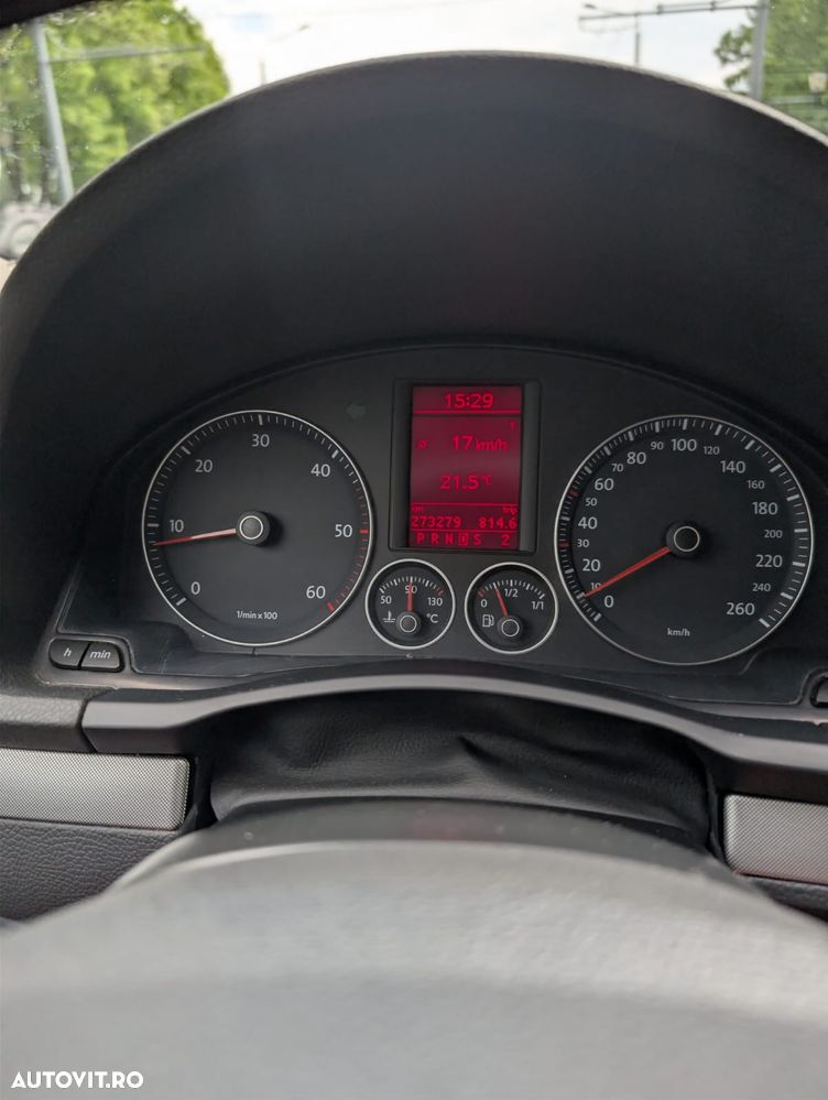 Volkswagen Golf 1.9 TDI Comfortline DPF DSG - 5