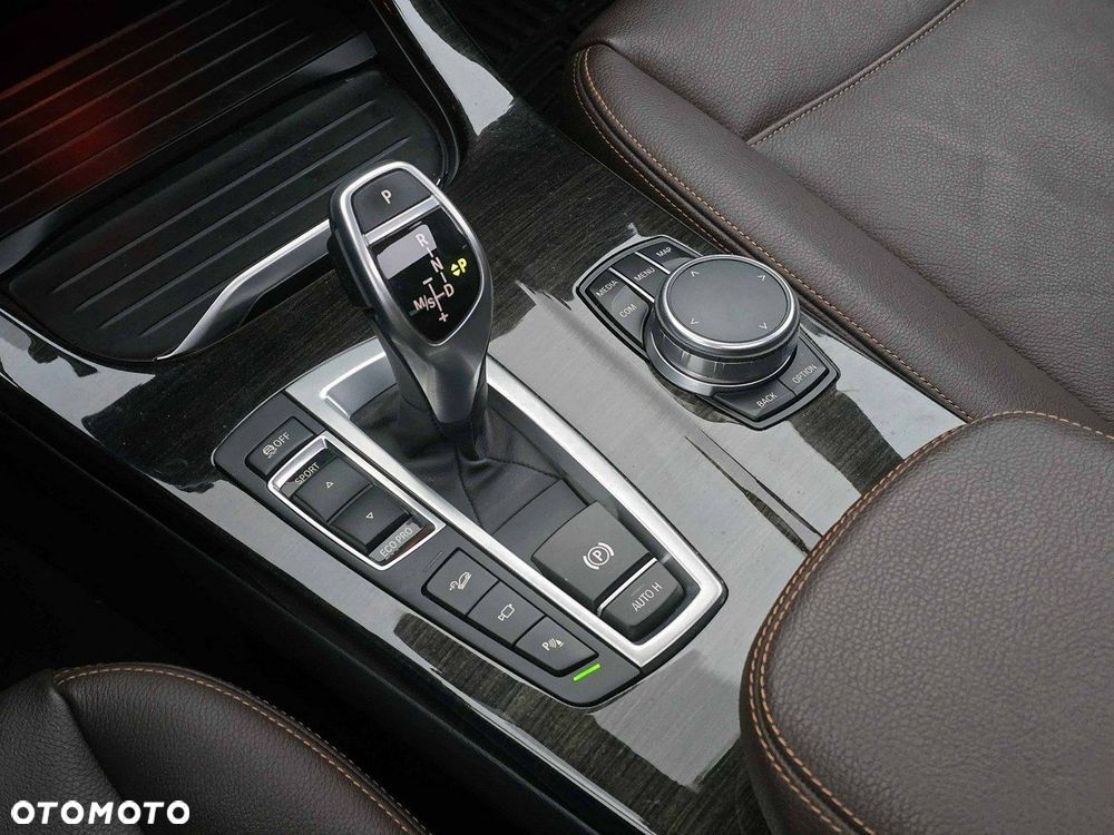 BMW X4 xDrive28i xLine - 11