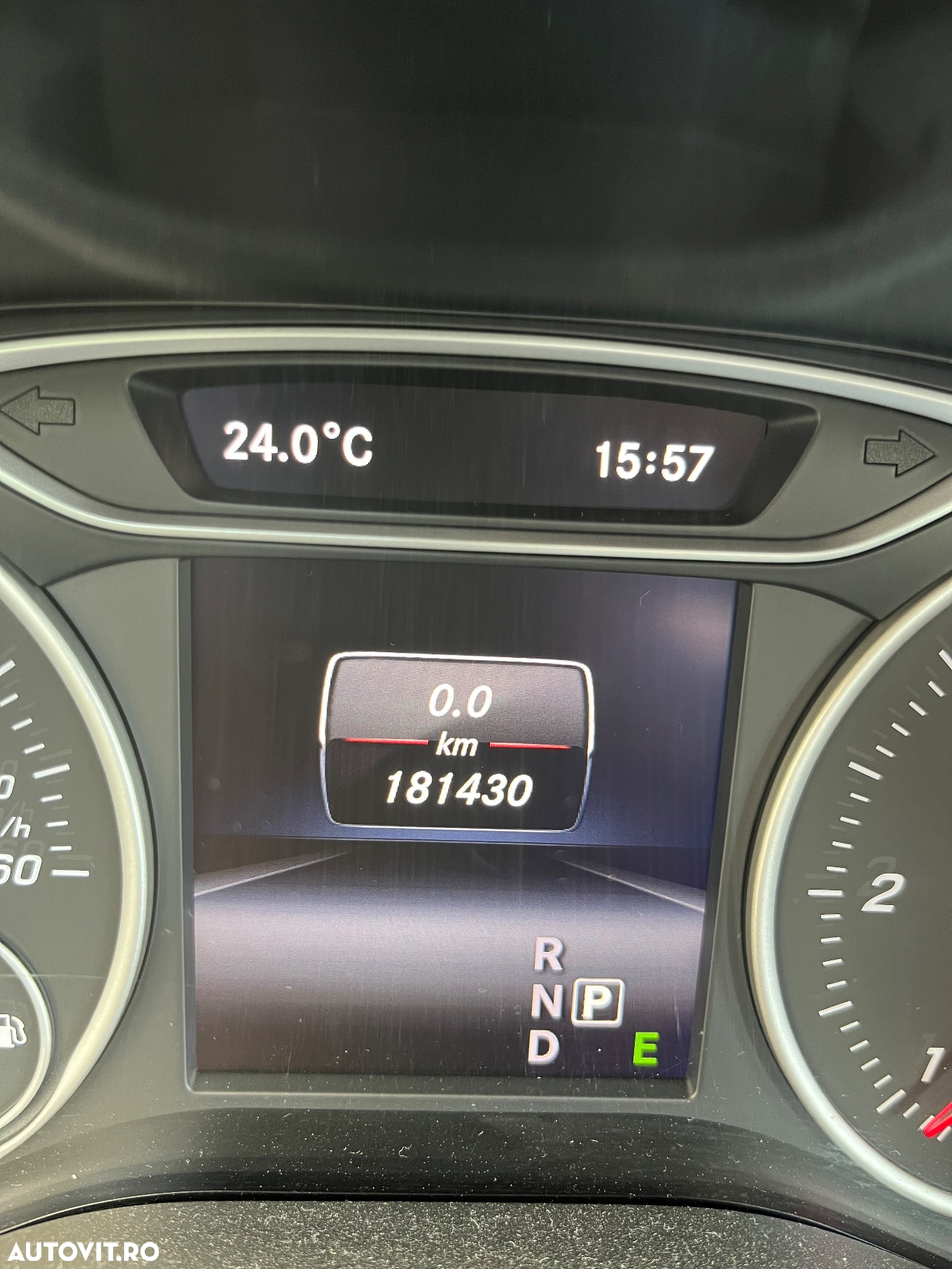 Mercedes-Benz B - 6