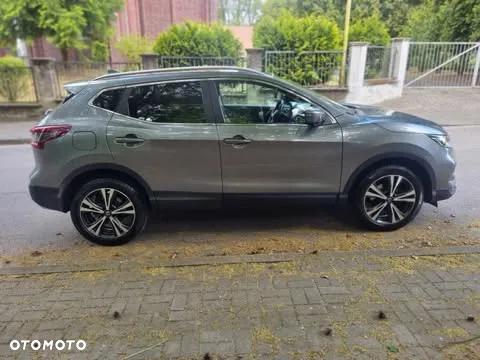 Nissan Qashqai 1.3 DIG-T N-Connecta DCT - 6