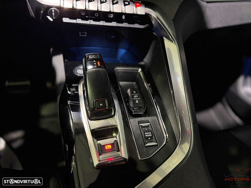 Peugeot 3008 1.2 PureTech GT EAT8 - 28