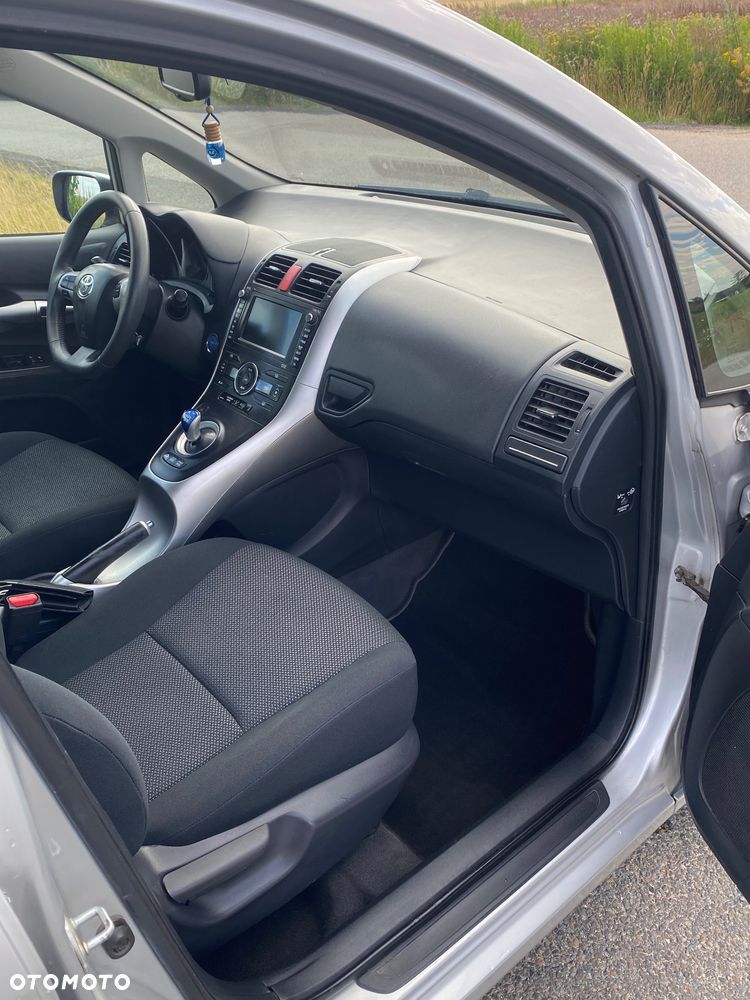 Toyota Auris 1.8 HSD Luna - 7
