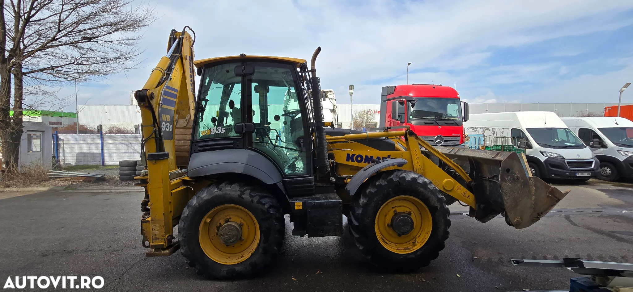 Komatsu Buldoexcavator Komatsu WB93S-8 - 7