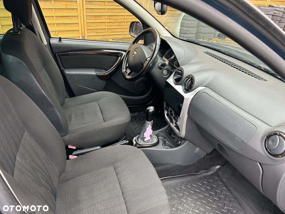 Dacia Duster 1.6 Laureate - 14