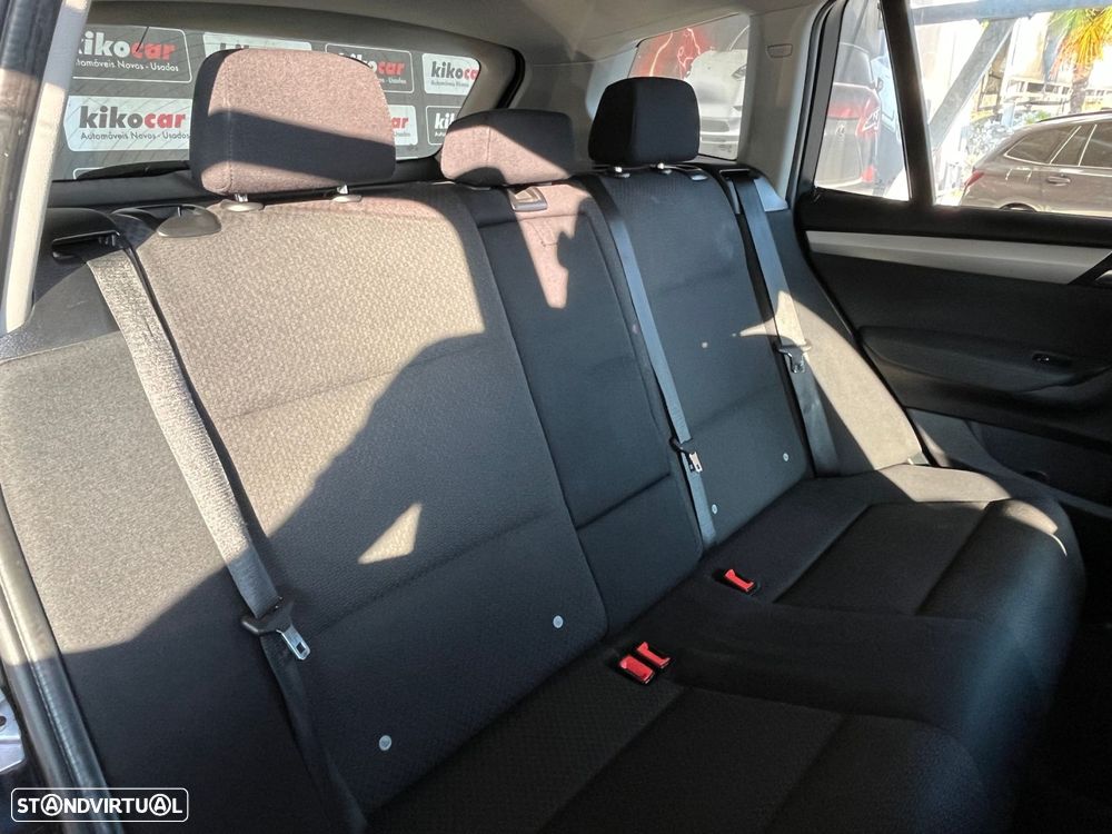 BMW X3 18 d sDrive Auto - 45