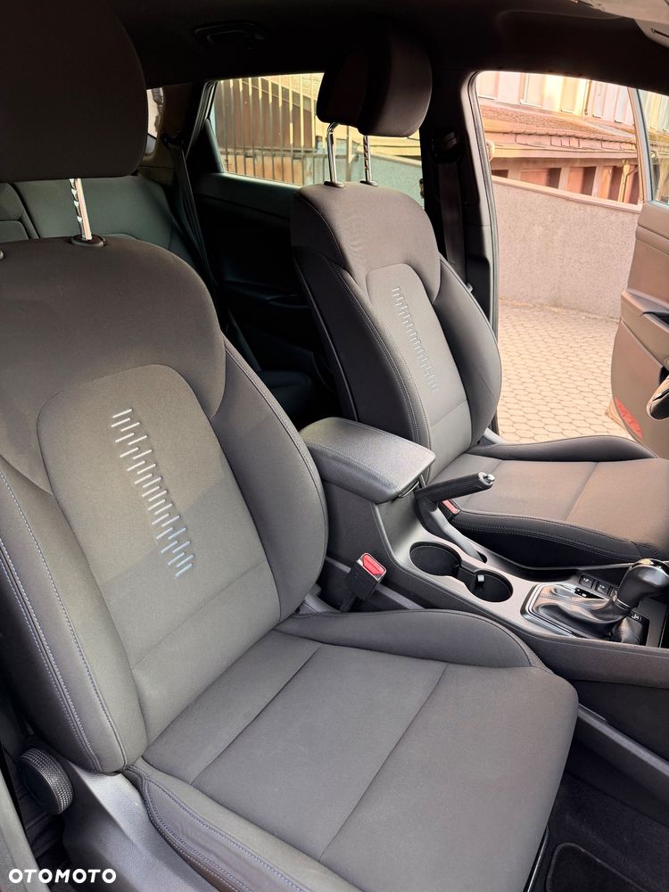 Hyundai Tucson 1.7 CRDI BlueDrive GO 2WD DCT - 16