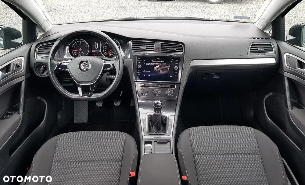 Volkswagen Golf Variant - 14