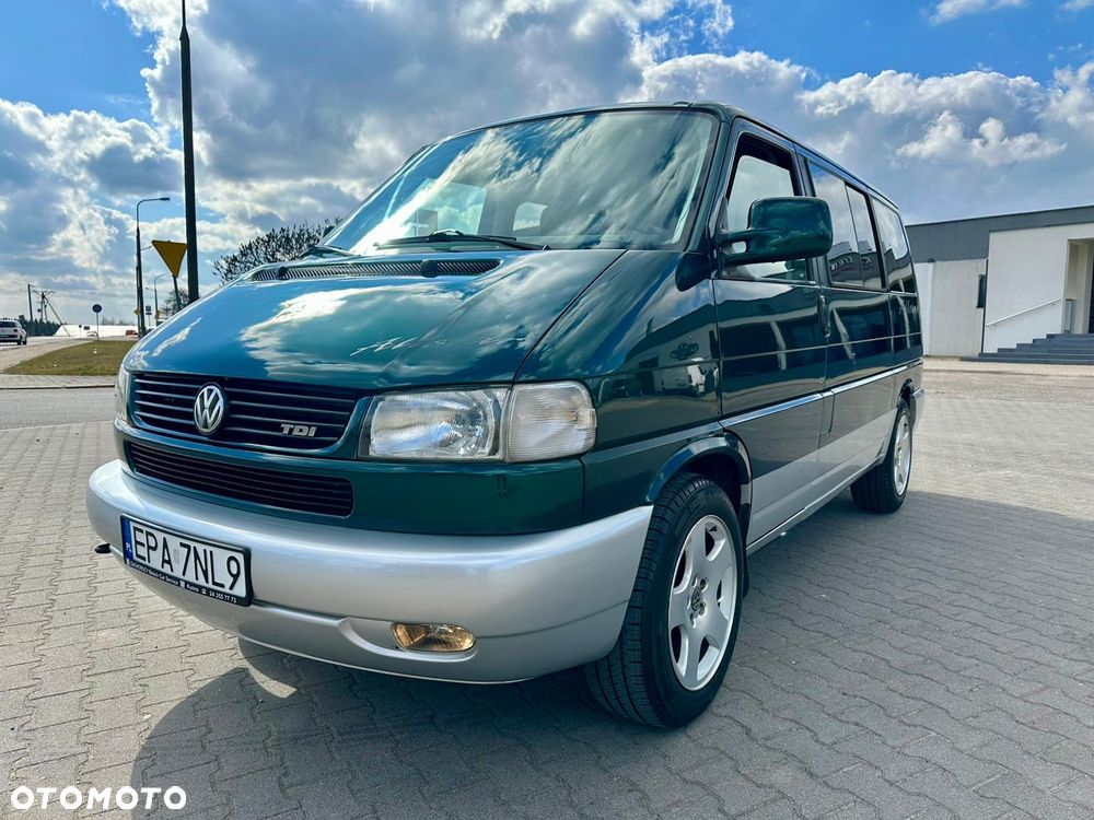 Volkswagen Multivan - 2