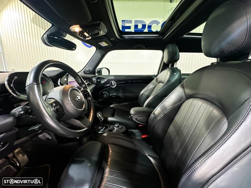 MINI 3 Portas Cooper SE Premium Classic - 9