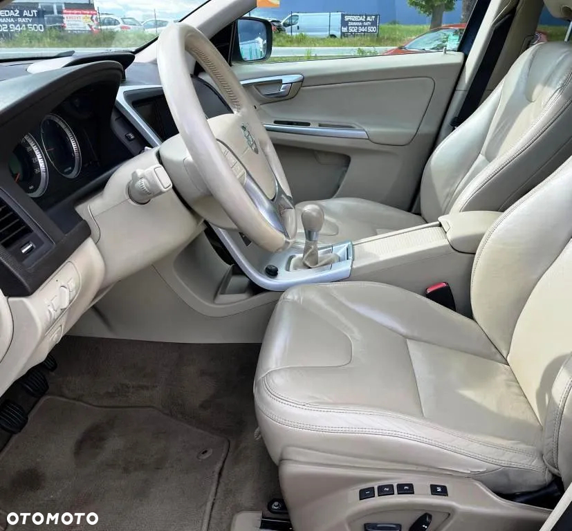 Volvo XC 60 D4 Summum - 24