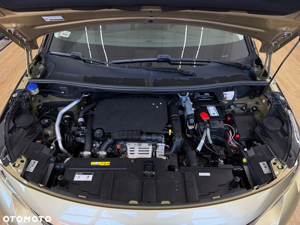 Peugeot 3008 1.2 PureTech Allure S&S - 14