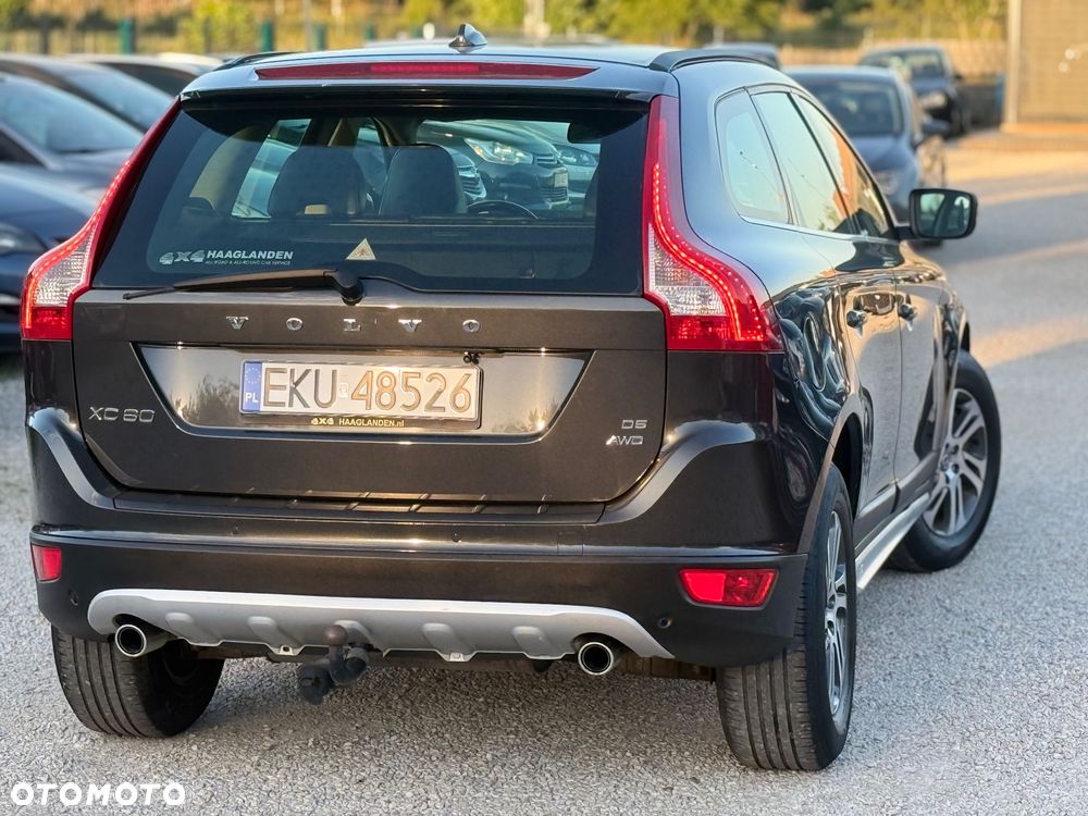 Volvo XC 60 D5 AWD Summum - 11