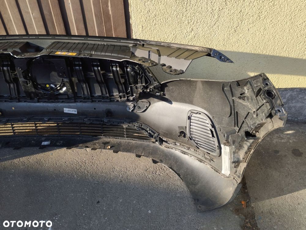 zderzak przód mercedes eqa 243 h243 - 12