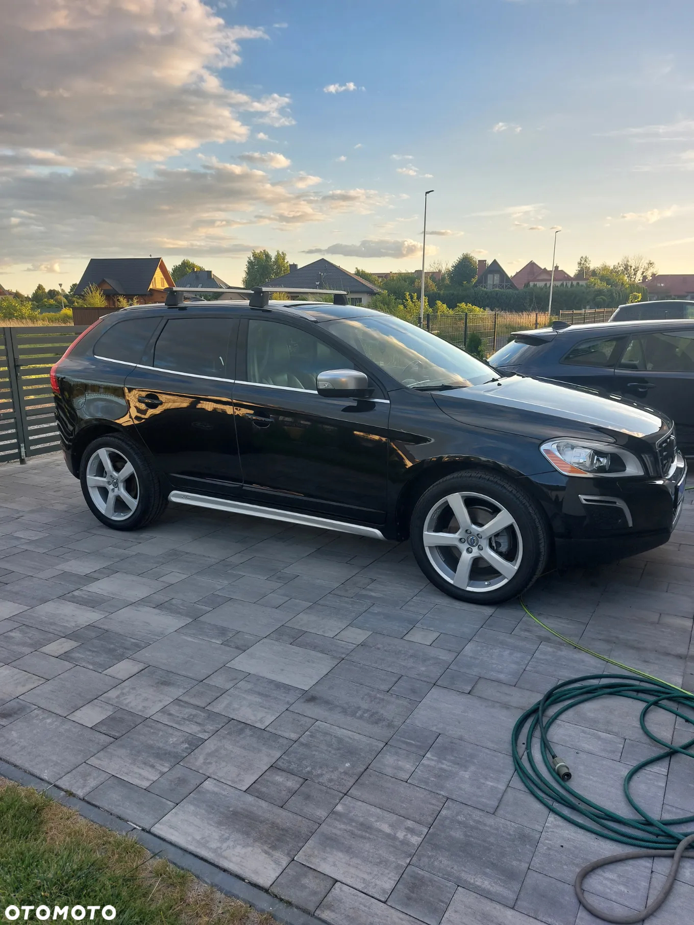 Volvo XC 60 T6 AWD R-Design - 2