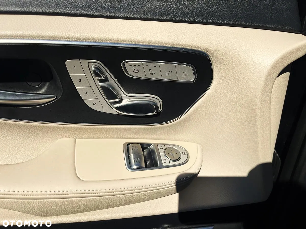 Mercedes-Benz Klasa V 300 d 4-Matic Exclusive 9G-Tronic (d³ugi) - 13