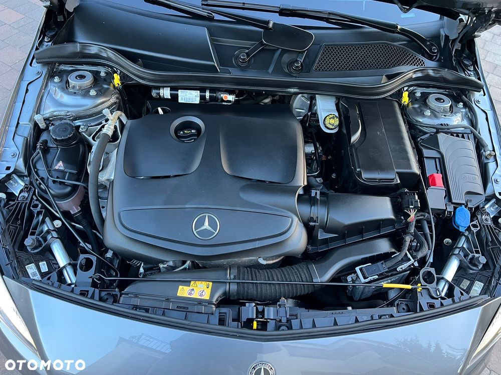 Mercedes-Benz Klasa A 180 7G-DCT AMG Line - 19