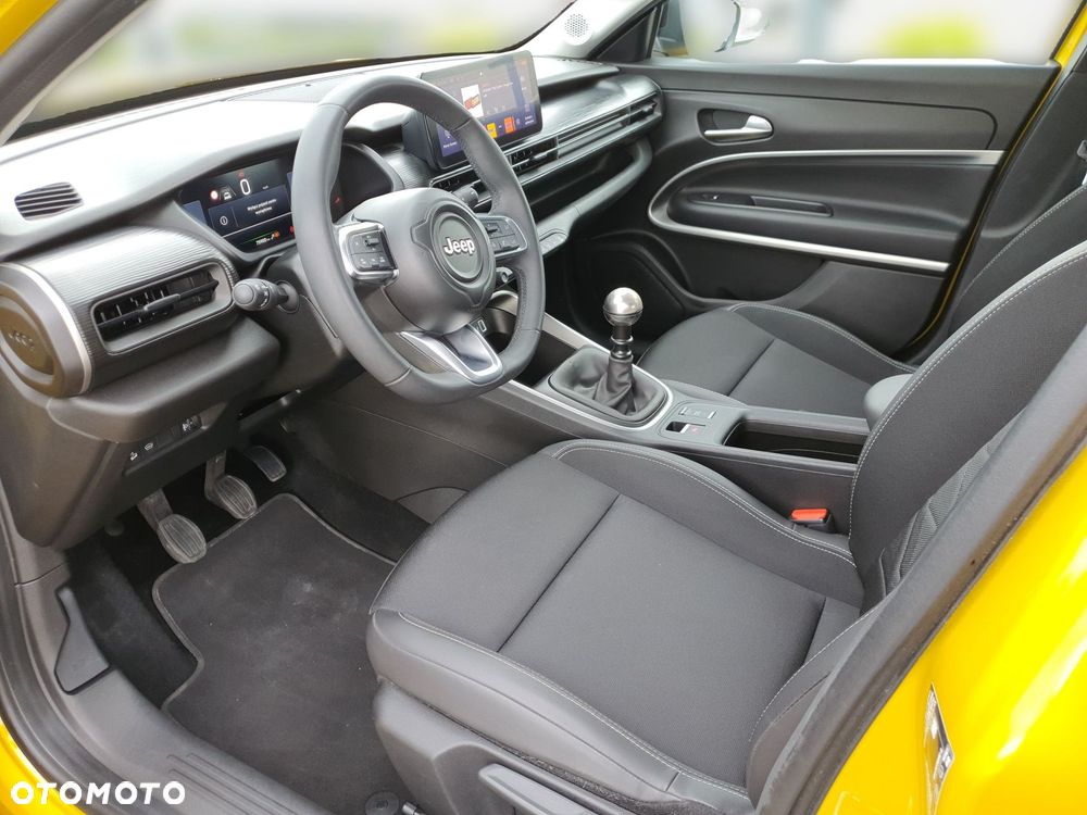 Jeep Avenger 1.2 GSE T3 Altitude FWD - 12
