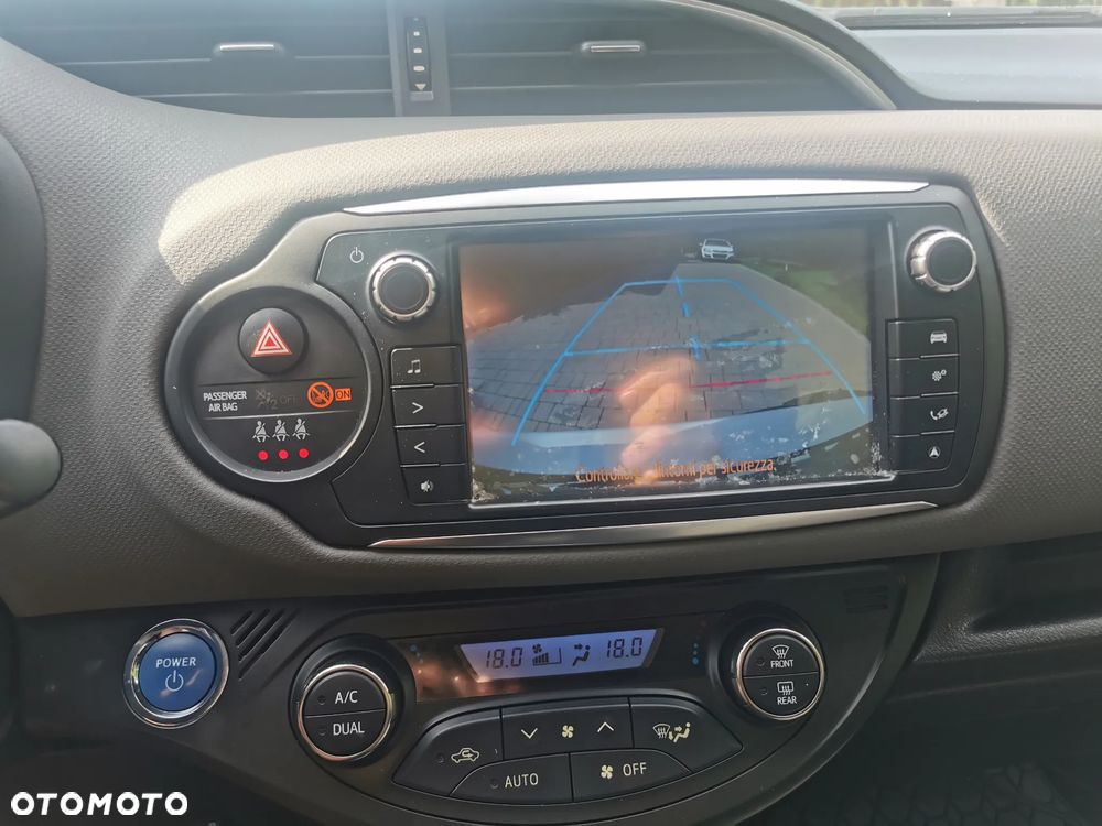 Toyota Yaris 1.5 VVT-i Style - 12