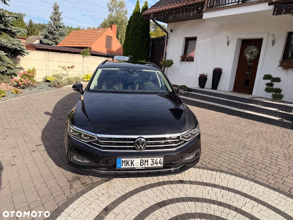 Volkswagen Passat 2.0 TDI SCR Style DSG - 2
