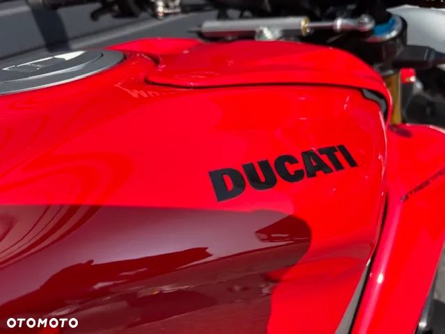 Ducati Streetfighter V4 - 8
