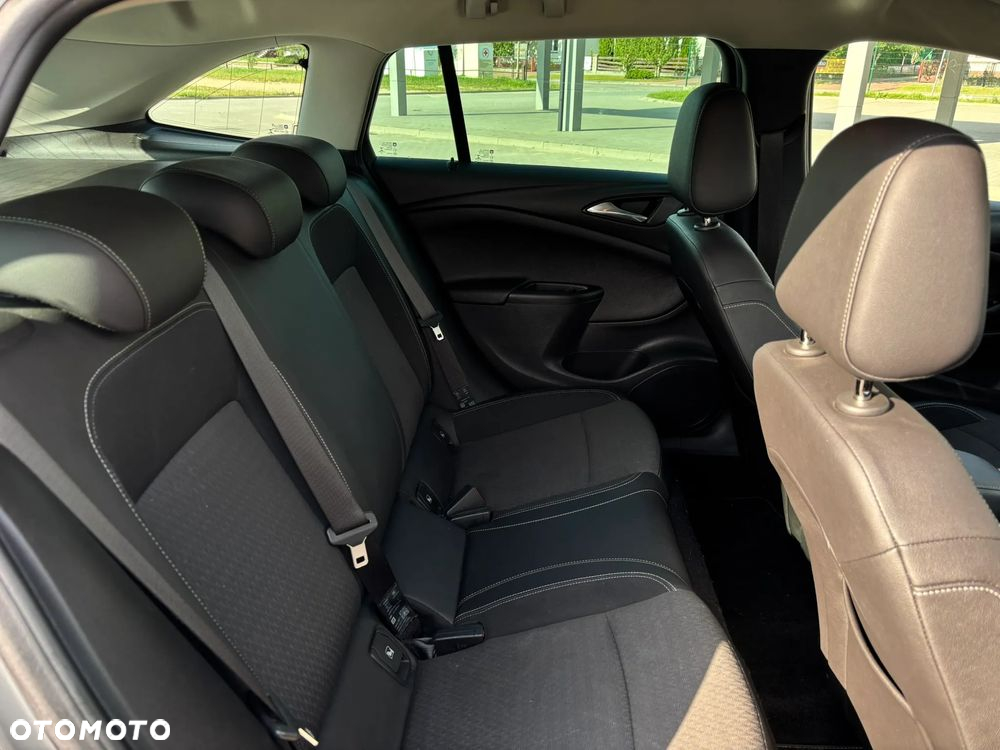 Opel Astra - 29
