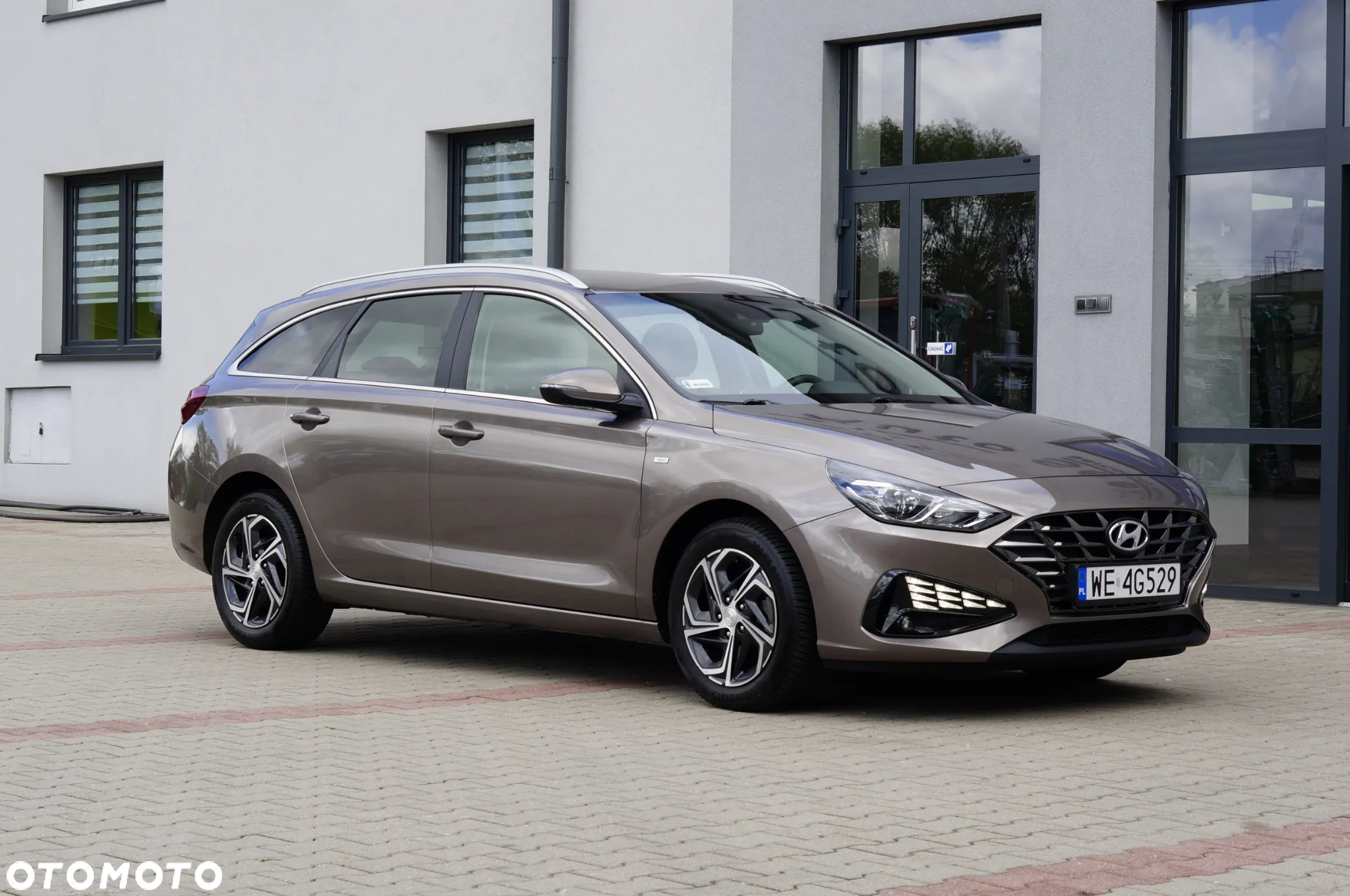 Hyundai i30 1.5 T-GDI 48V Comfort DCT - 2